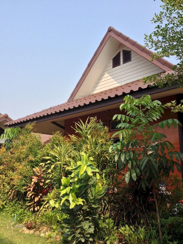 Jim Guesthouse Kanchanaburi Exterior foto